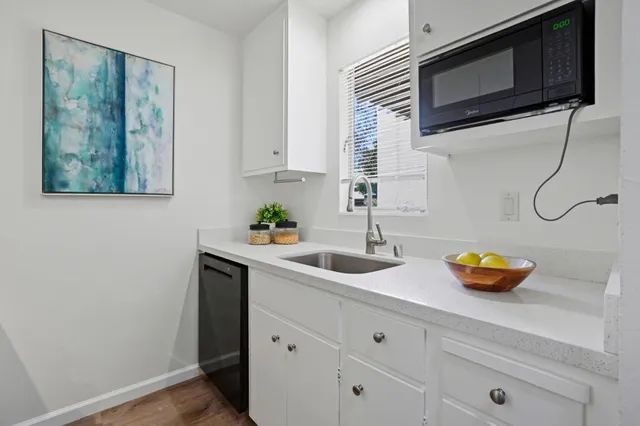 $439,000 | 1411 Creekside Drive, Unit 2, Walnut Creek, CA 94596