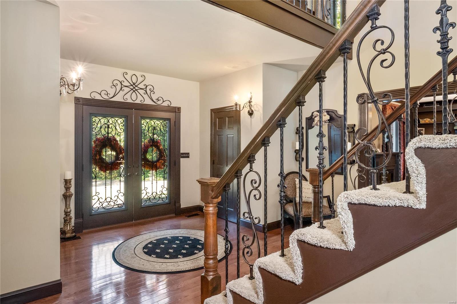 700 St Paul Road Ballwin, MO 63021 - Photo 3 of 42 Gallery Image 3