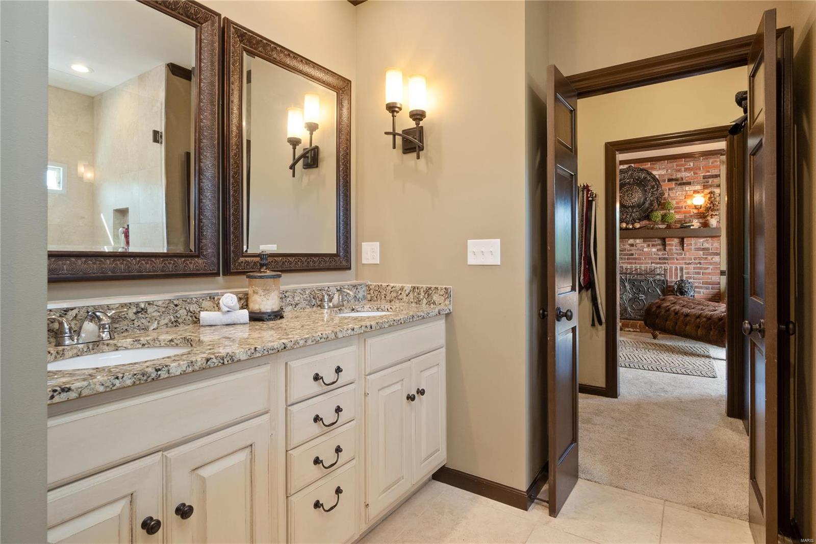 700 St Paul Road Ballwin, MO 63021 - Photo 21 of 42 Gallery Image 21