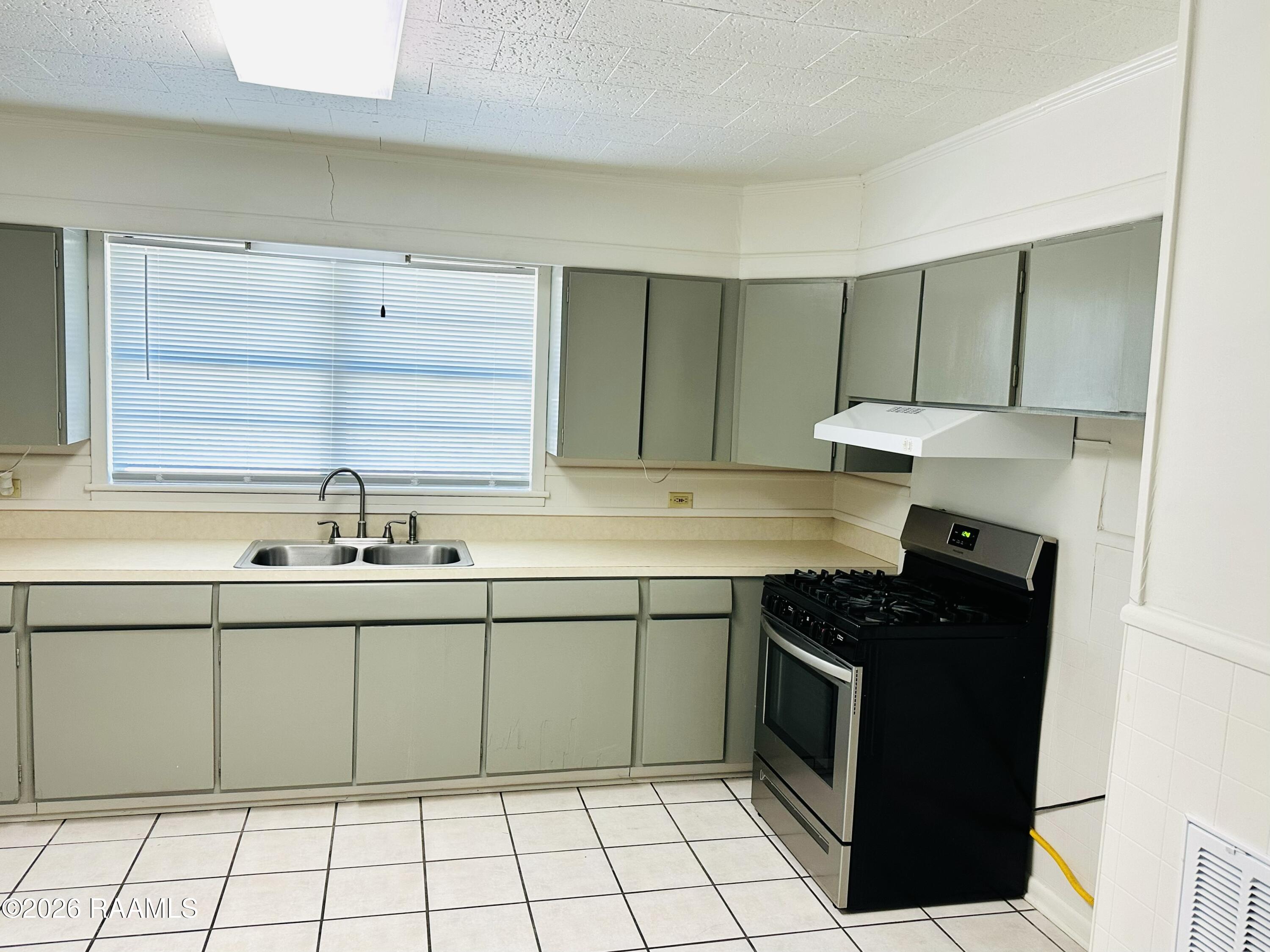 801 2nd, Unit A Rayne, LA 70578 - Photo 6 of 15 Kitchen