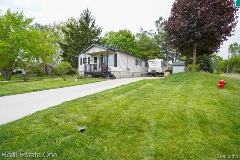 3095 York Road Rochester Hills, MI 48309 - Photo 1 of 45
