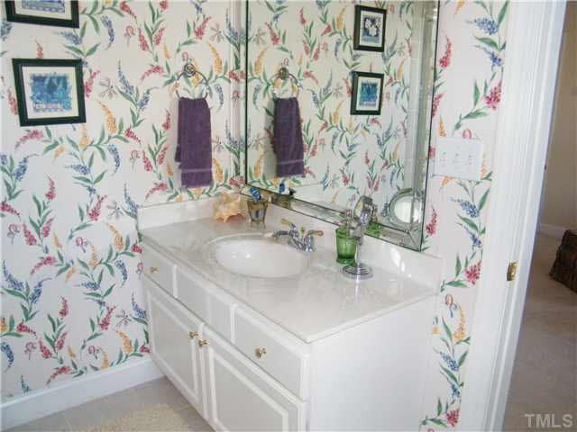 4609 Whitmire Place Raleigh, NC 27612 - Photo 15 of 20 Photo 15