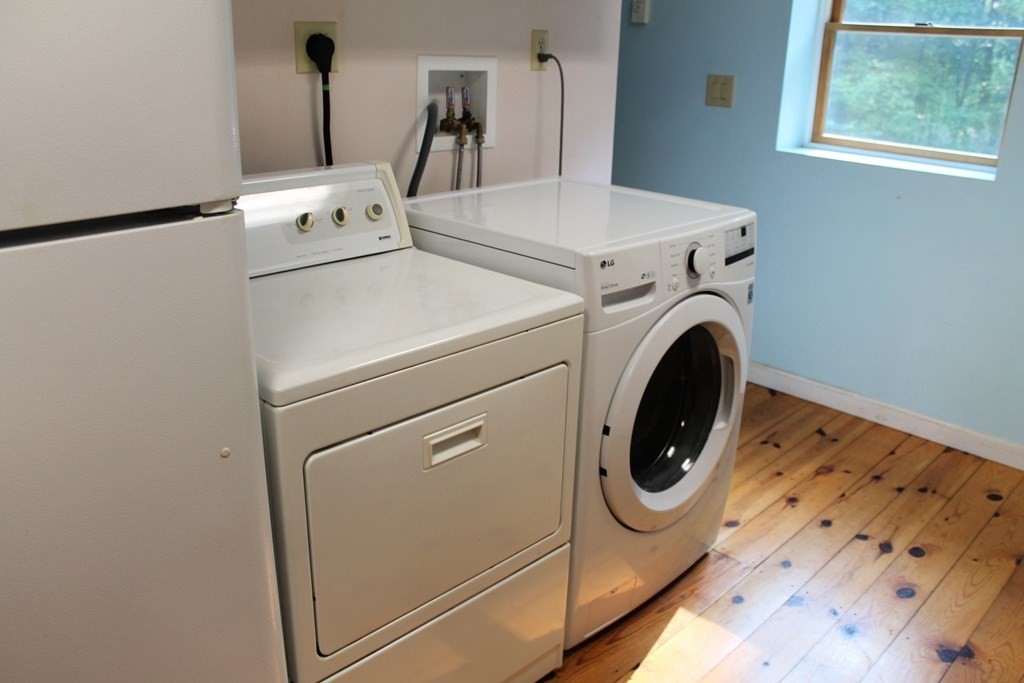 88 Groton Road Shirley, MA 01464 - Photo 8 of 30 a utility room with dryer and washer