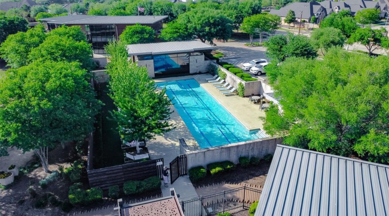 7003 Goldstrum Way Katy, TX 77493 - Photo 40 of 44 a view of a backyard with sitting area