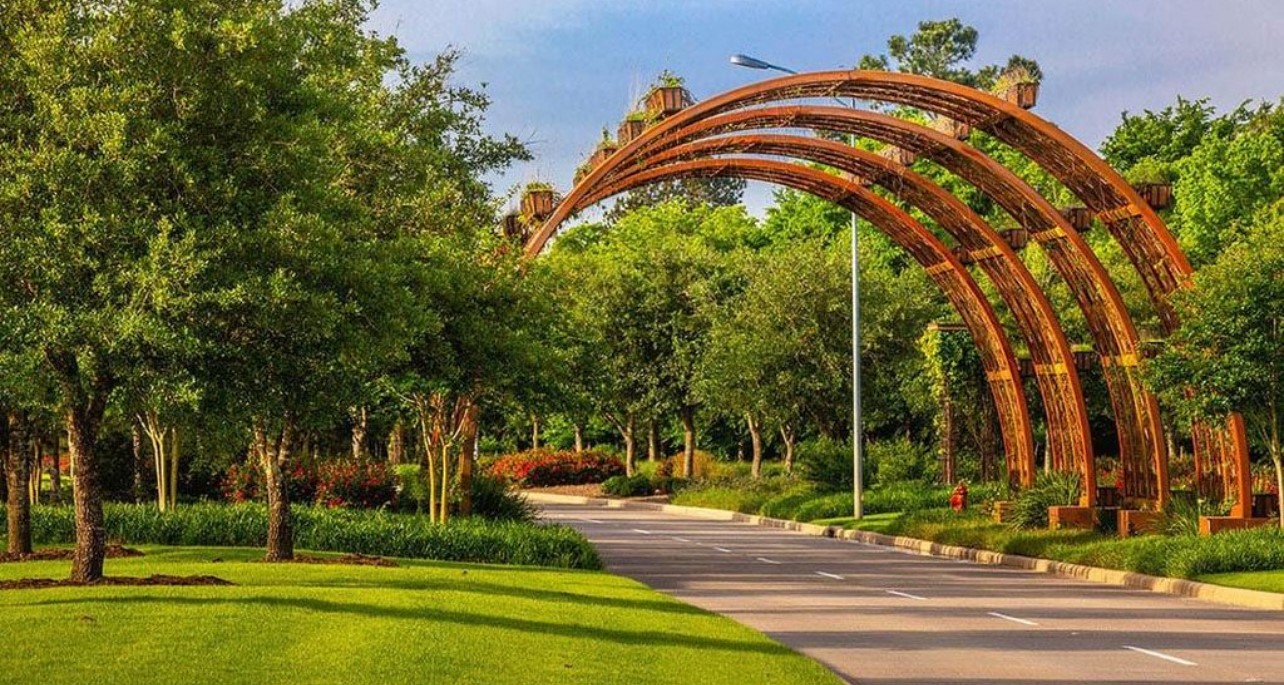 7003 Goldstrum Way Katy, TX 77493 - Photo 42 of 44 a view of a yard in front of a house