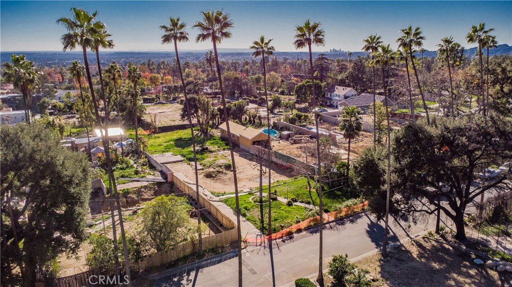 1678 Braeburn Road Altadena, CA 91001 - Photo 2 of 24