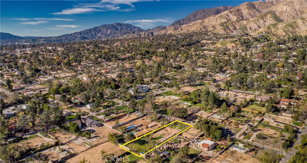 1678 Braeburn Road Altadena, CA 91001 - Photo 9 of 24 This image has been digitally enhanced.