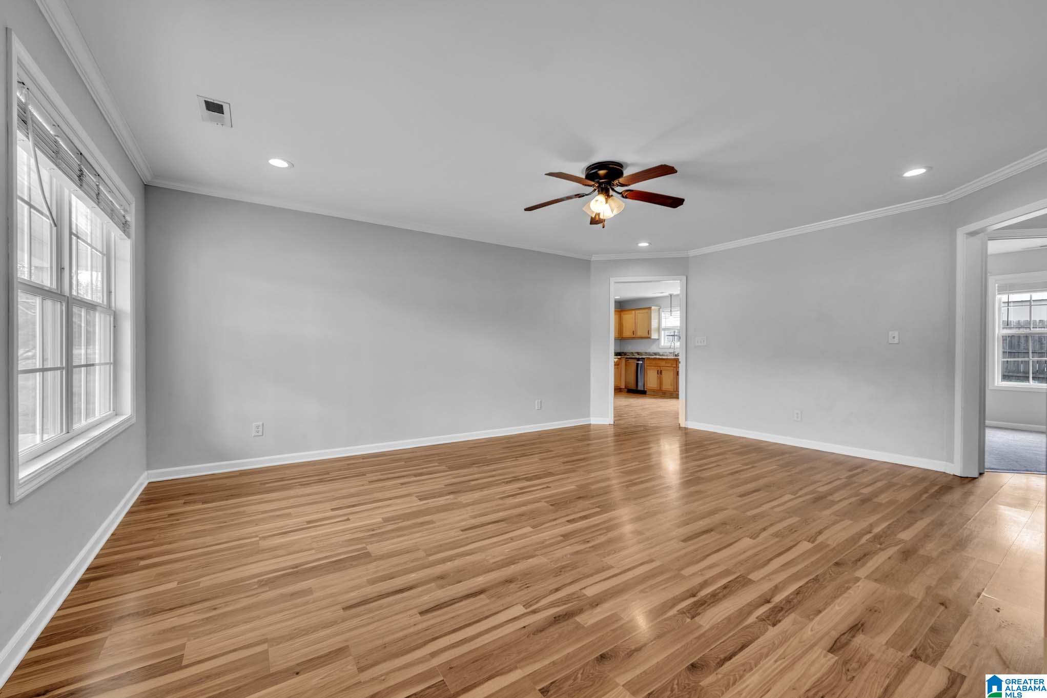 473 Hudson Avenue Oneonta, AL 35121 - Photo 7 of 26