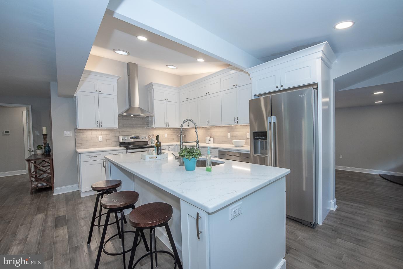 458 Edison Furlong Road Doylestown, PA 18901 - Photo 7 of 43 Elevated Ceiling