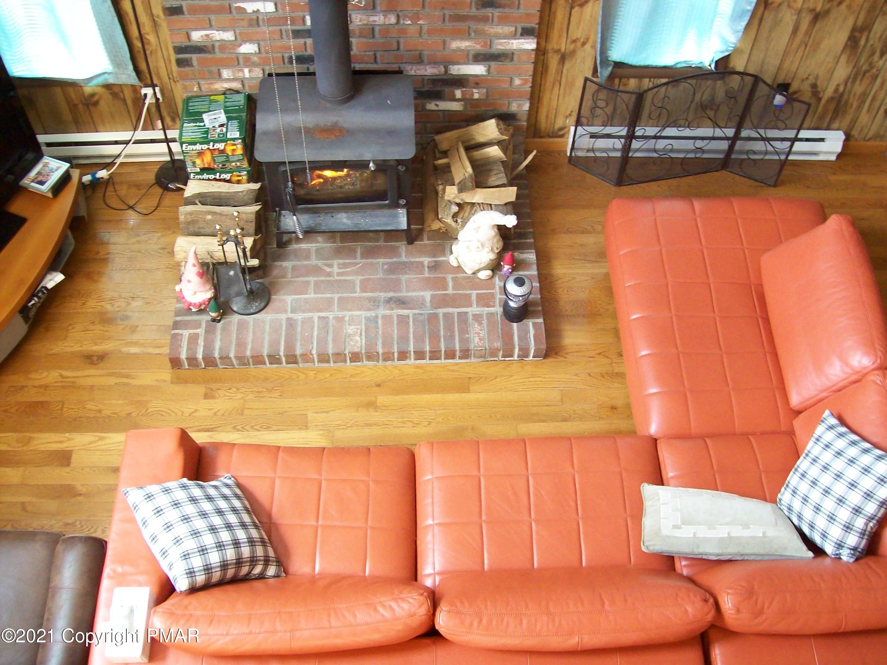 5911 Decker Road Bushkill, PA 18324 - Photo 8 of 9 view of living room