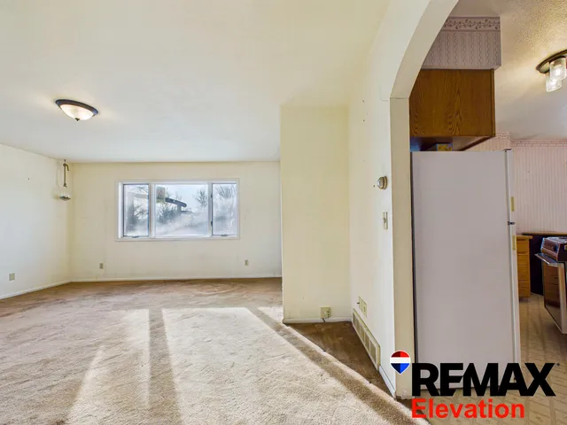 $205,000 | 208 4th Avenue North, Greybull, WY 82426