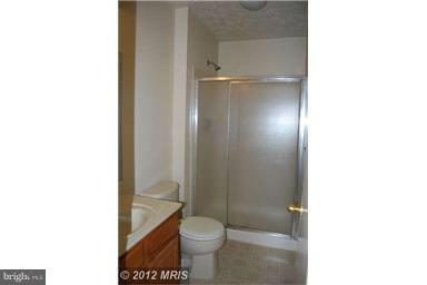 2023 Hackberry Road Essex, MD 21221 - Photo 16 of 21 Bath