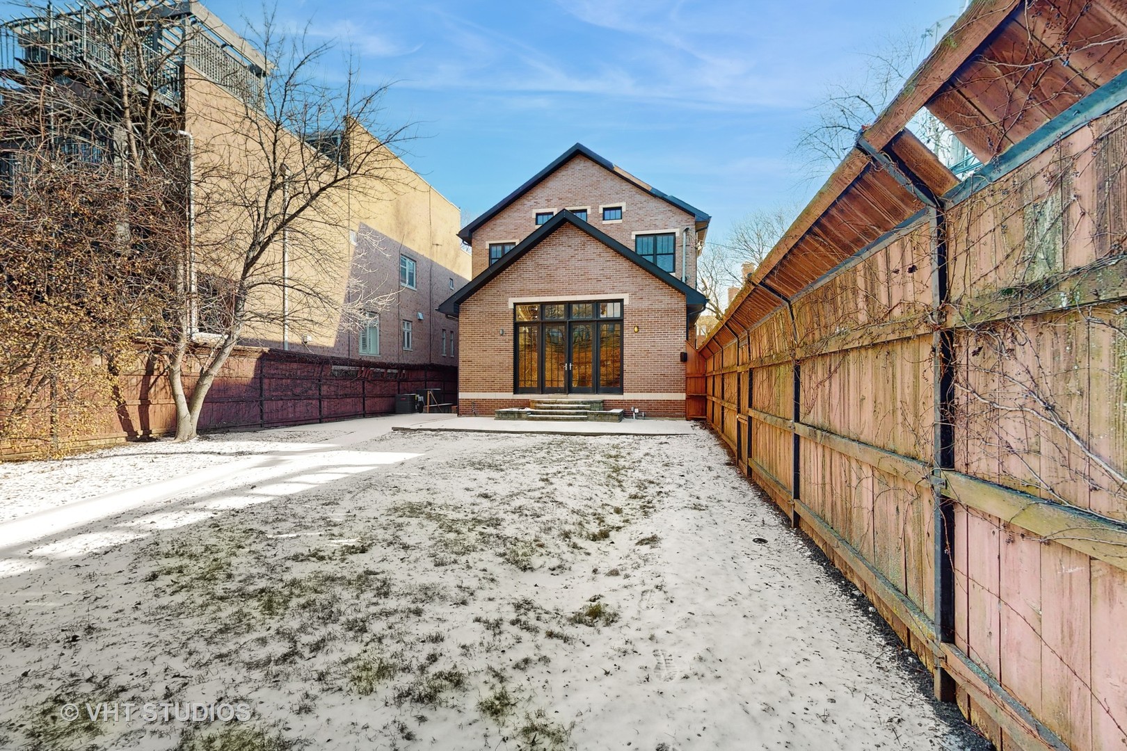 3814 North Janssen Avenue Chicago, IL 60613 - Photo 49 of 56