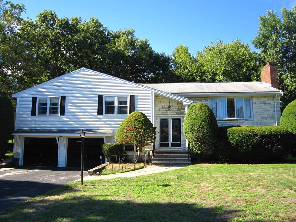2 Cliff Road Waltham, MA 02452 - Photo 2 of 29 Gallery Image 2