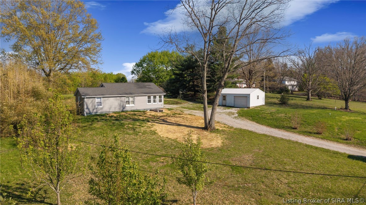 7658 Pekin Road Greenville, IN 47124 - Photo 3 of 56