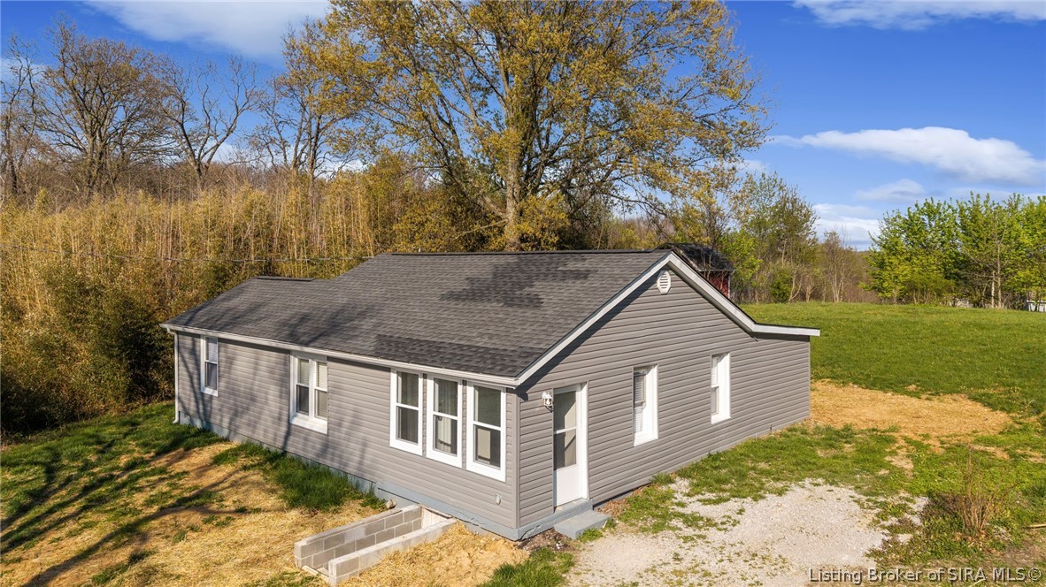 7658 Pekin Road Greenville, IN 47124 - Photo 9 of 56