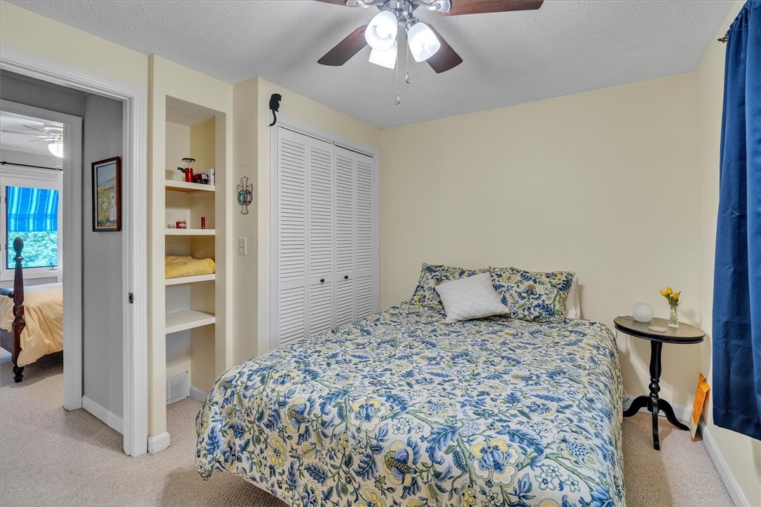 376 Parkside Drive Warwick, RI 02888 - Photo 19 of 41