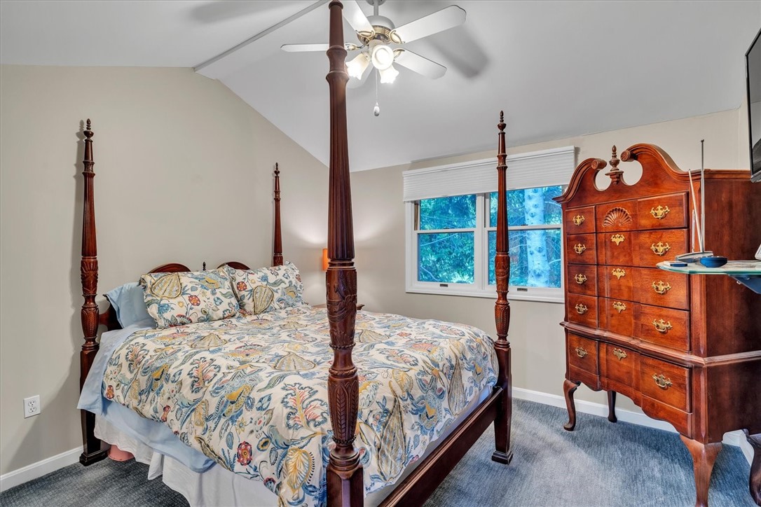 376 Parkside Drive Warwick, RI 02888 - Photo 20 of 41