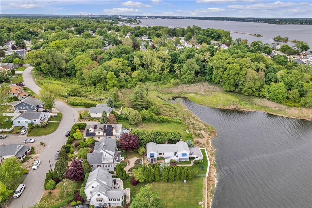 376 Parkside Drive Warwick, RI 02888 - Photo 29 of 41