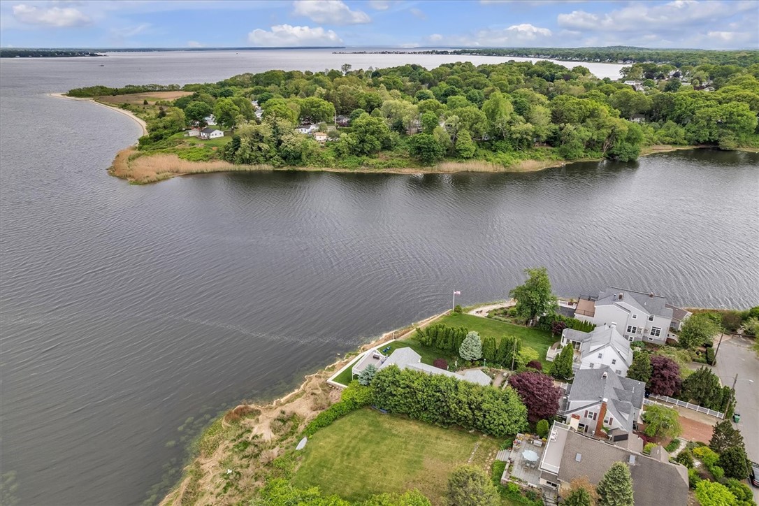 376 Parkside Drive Warwick, RI 02888 - Photo 33 of 41