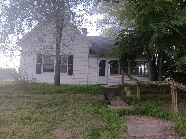 $59,000 | 422 West Turner Street, Bloomfield, IN 47424