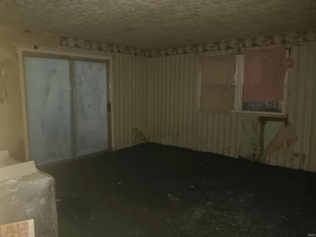 $59,000 | 422 West Turner Street, Bloomfield, IN 47424