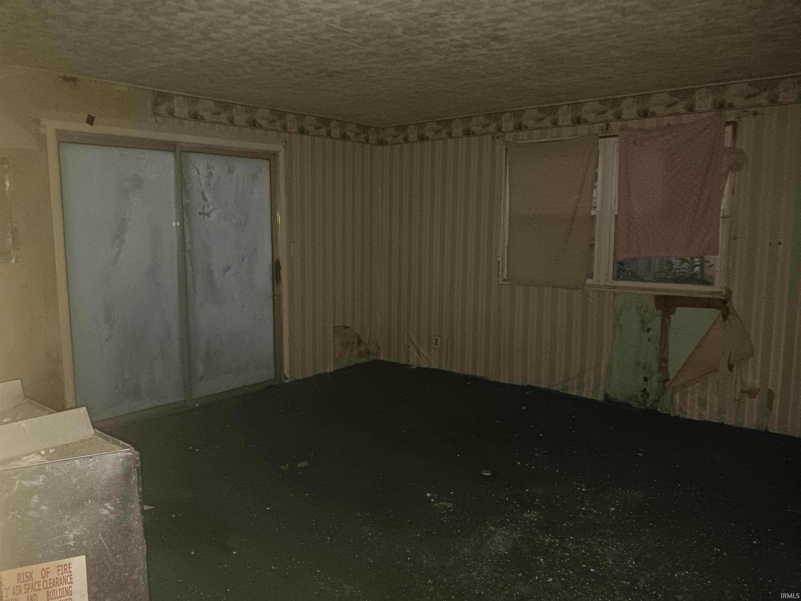 422 West Turner Street Bloomfield, IN 47424 - Photo 11 of 33