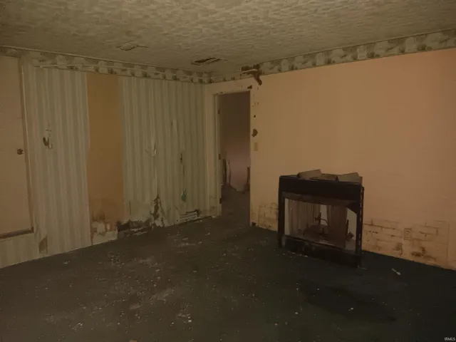 $59,000 | 422 West Turner Street, Bloomfield, IN 47424