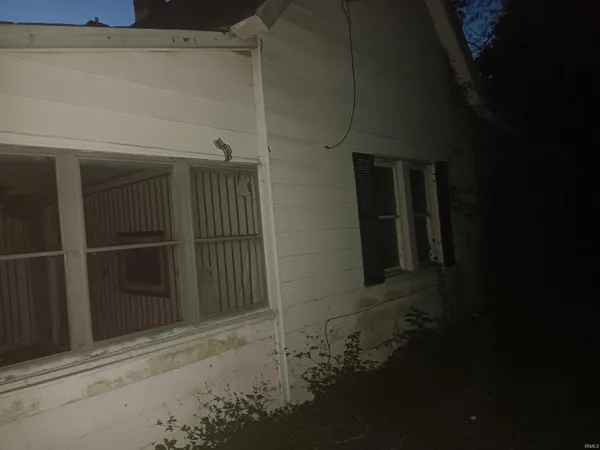 $58,499 | 422 West Turner Street, Bloomfield, IN 47424