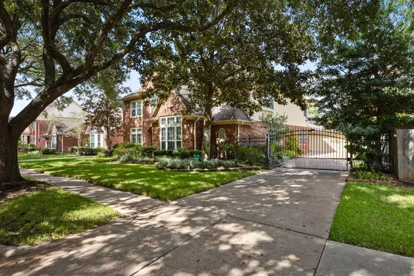 $765,000 | 4447 Balboa Drive, Sugar Land, TX 77479