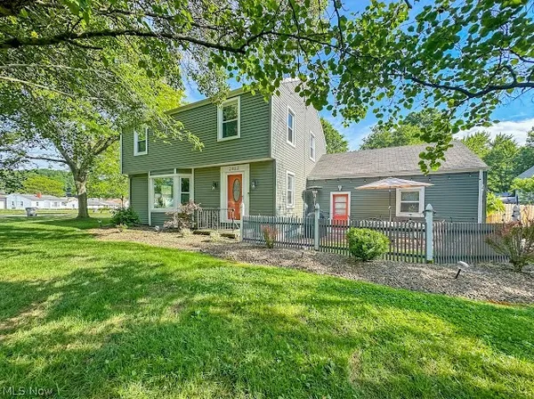 $239,900 | 2403 Bears Den Road, Youngstown, OH 44511