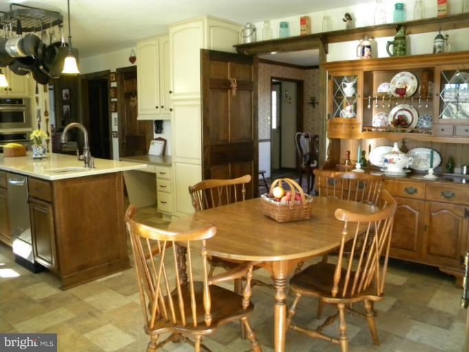 335 Jasontown Road Westminster, MD 21158 - Photo 22 of 30 Kitchen