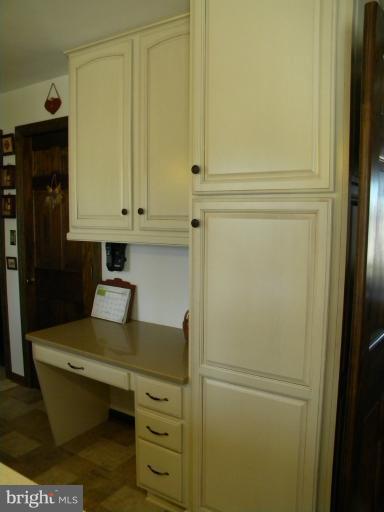 335 Jasontown Road Westminster, MD 21158 - Photo 25 of 30 Kitchen