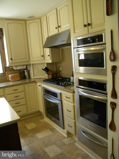 335 Jasontown Road Westminster, MD 21158 - Photo 26 of 30 Kitchen