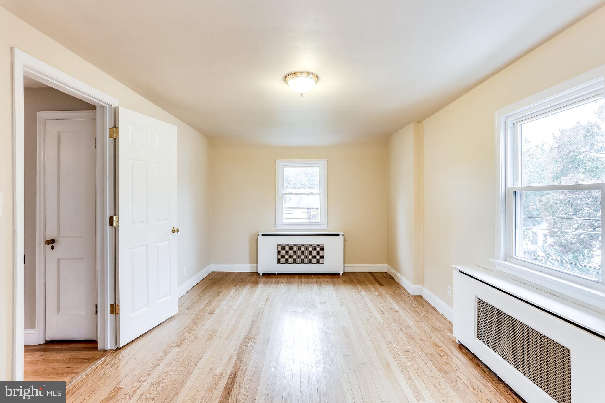 717 Devonshire Road Baltimore, MD 21229 - Photo 15 of 30 Bedrooms with hardwood floors