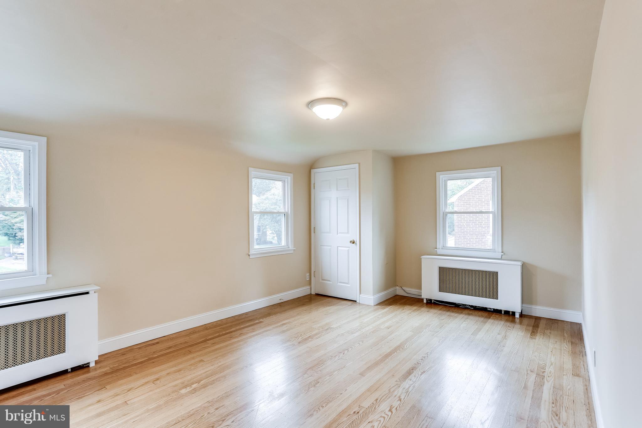 717 Devonshire Road Baltimore, MD 21229 - Photo 16 of 30 Sunny bedroms with extra storage