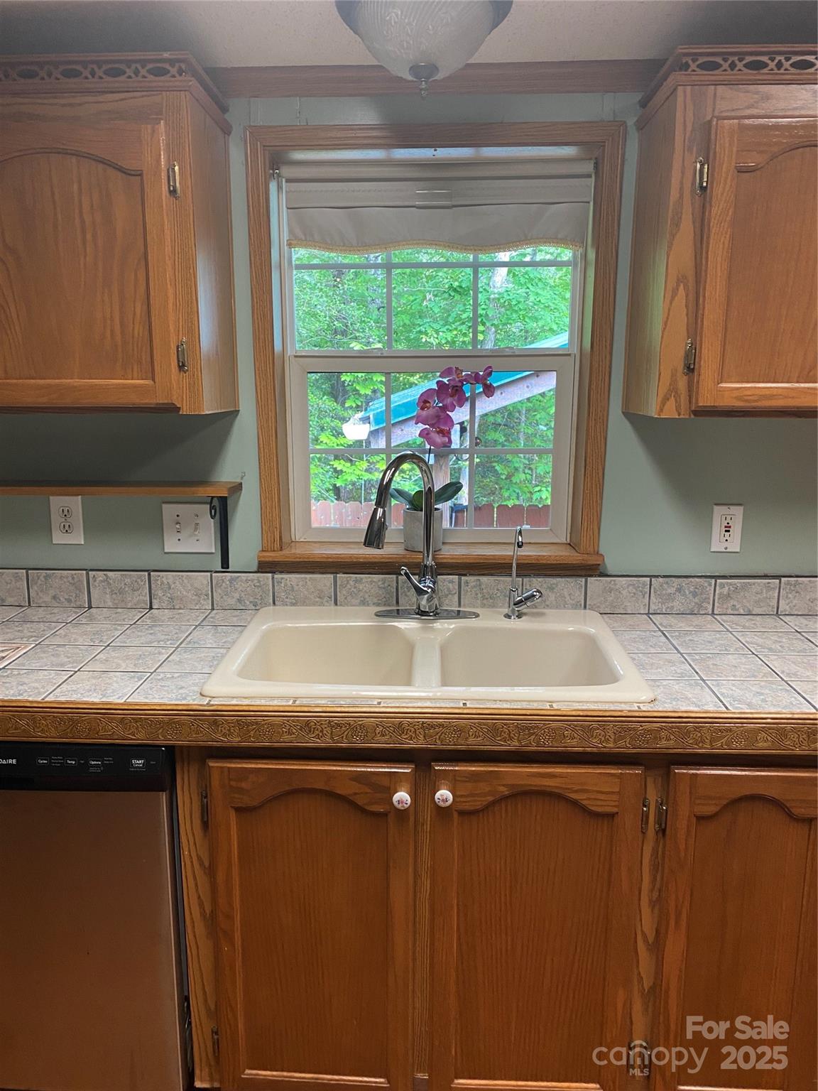 3213 Piedmont Road Morganton, NC 28655 - Photo 15 of 48