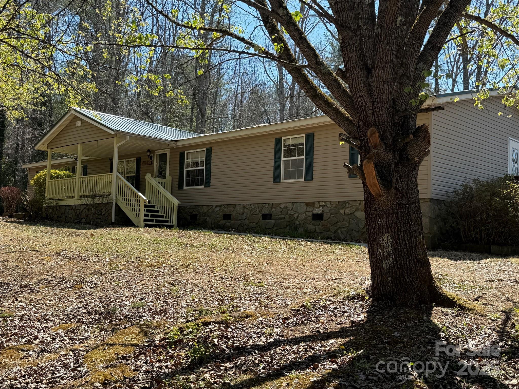3213 Piedmont Road Morganton, NC 28655 - Photo 2 of 48