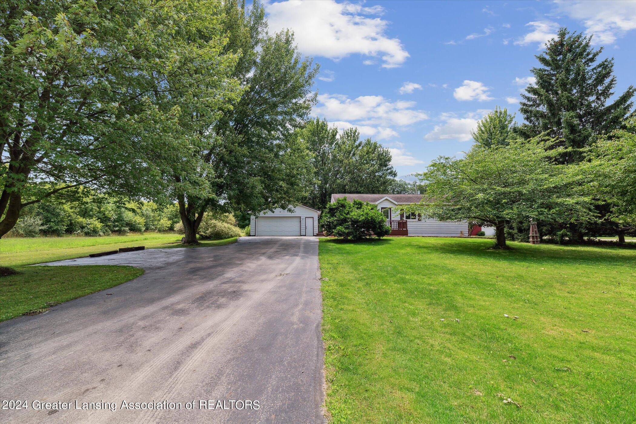 6829 Winegar Road Perry, MI 48872 - Photo 2 of 51 02-6829-Winegar-Rd-Perry-MI-48872-Window
