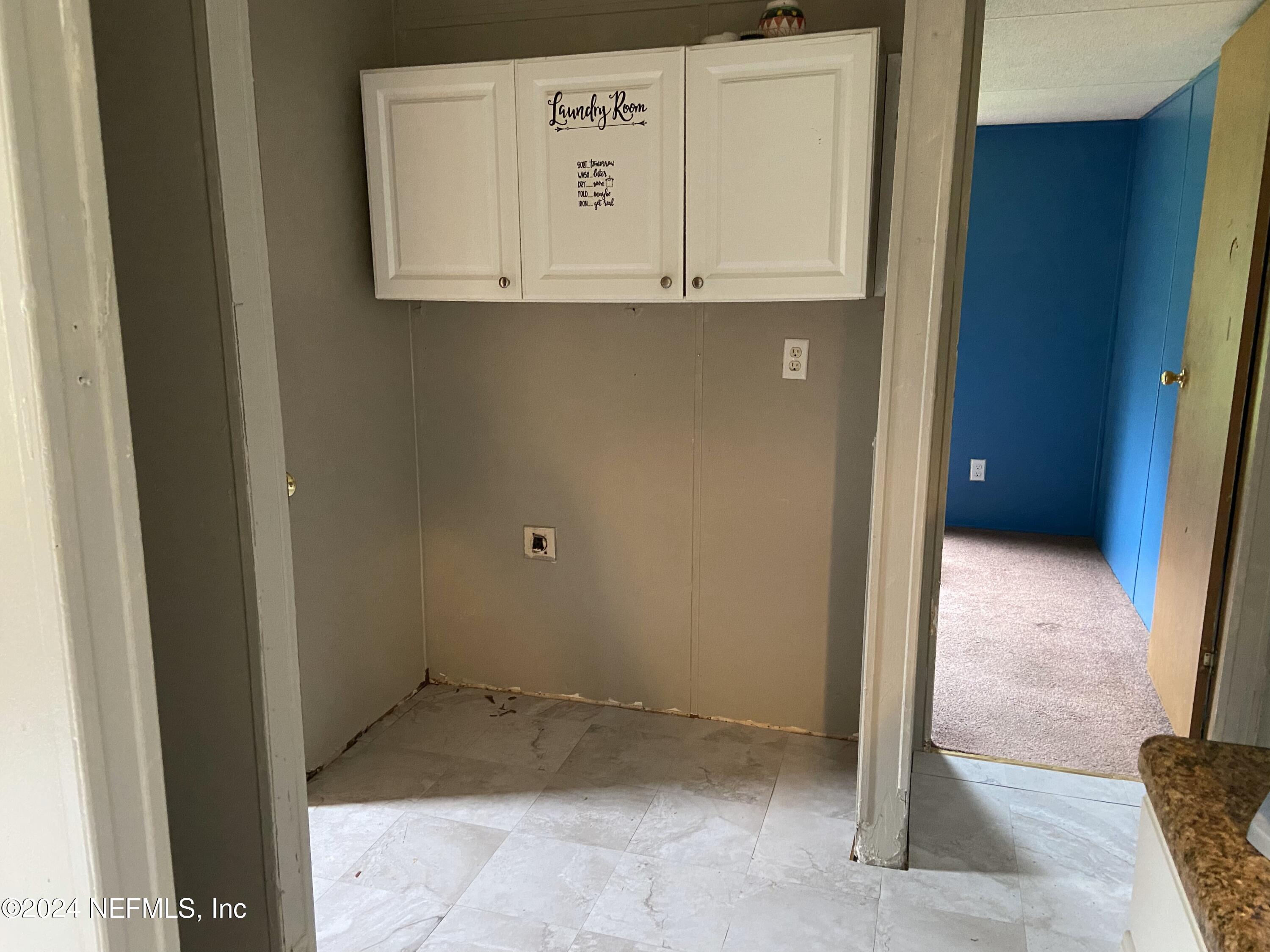 9586 Hopkins Road Glen St. Mary, FL 32040 - Photo 5 of 8 Laundry room_9586 Hopkins Rd