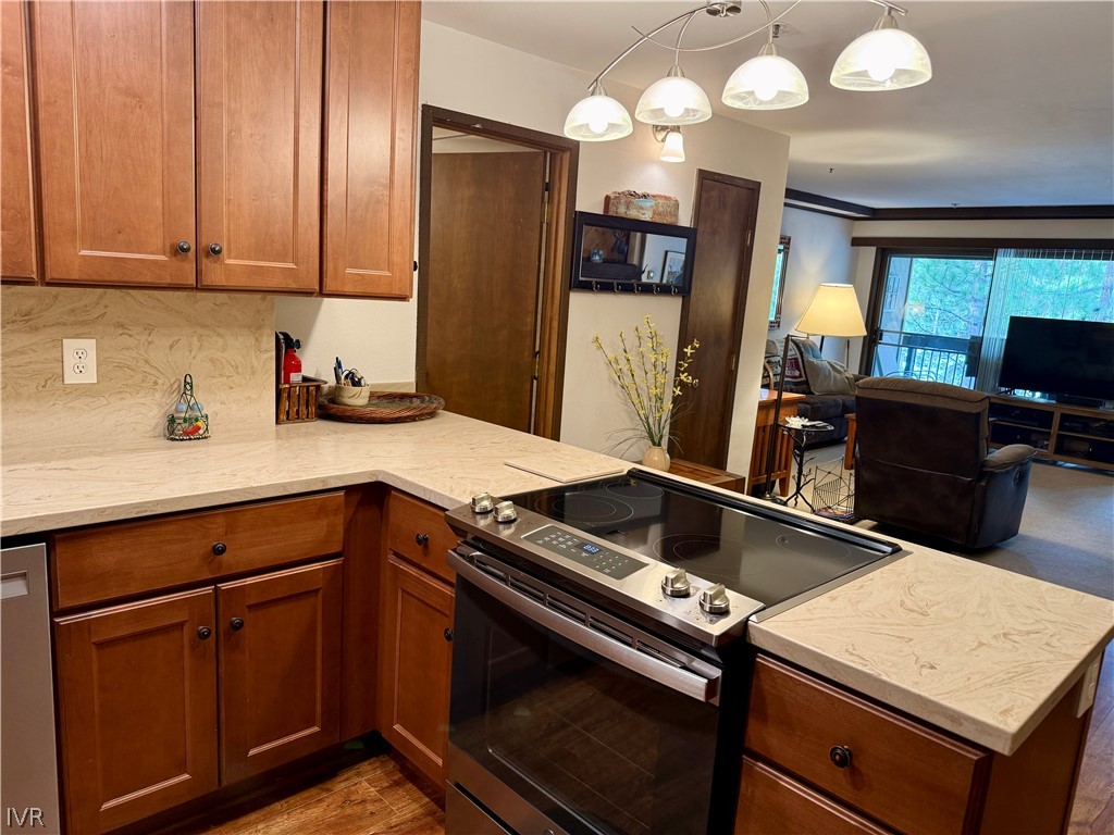 333 Ski Way, Unit 272 Incline Village, NV 89451 - Photo 12 of 37 Open Kitchen cooking area.