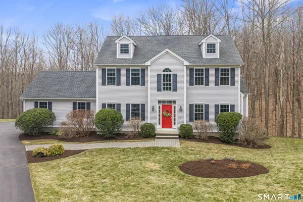 $775,000 | 24 Andrew Place, Southbury, CT 06488