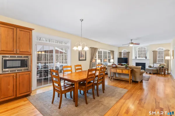 $775,000 | 24 Andrew Place, Southbury, CT 06488