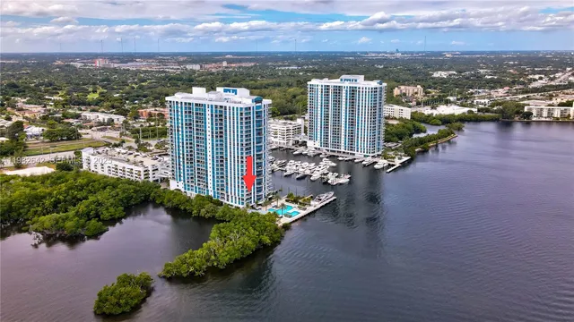 $1,990,000 | 17111 Biscayne Boulevard, Unit 410, North Miami Beach, FL 33160