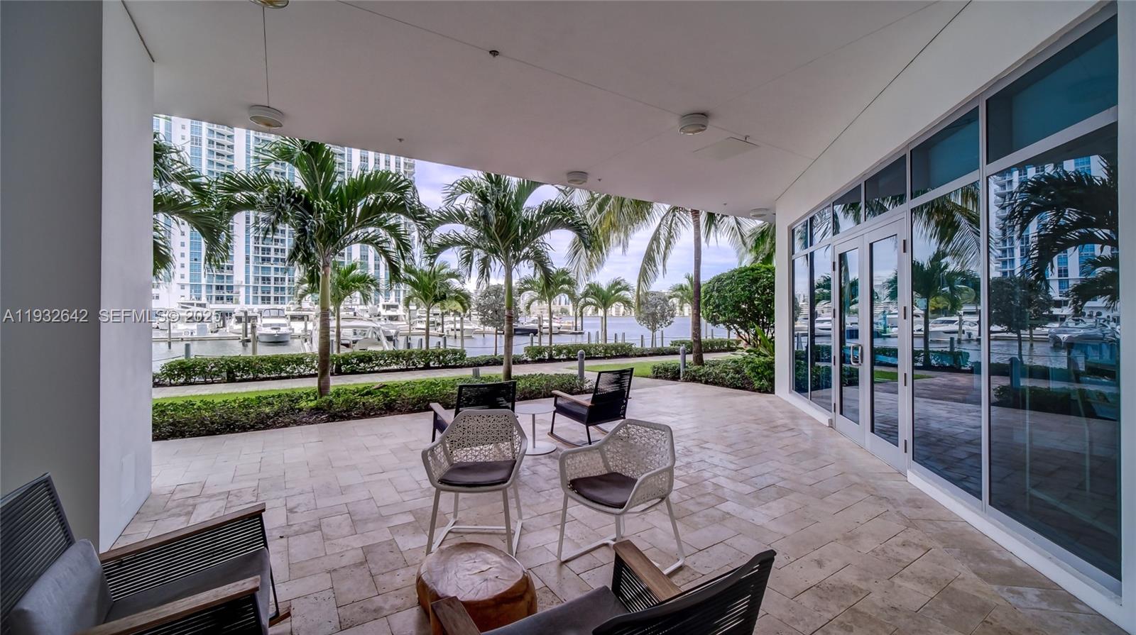 17111 Biscayne Boulevard, Unit 410 North Miami Beach, FL 33160 - Photo 27 of 37