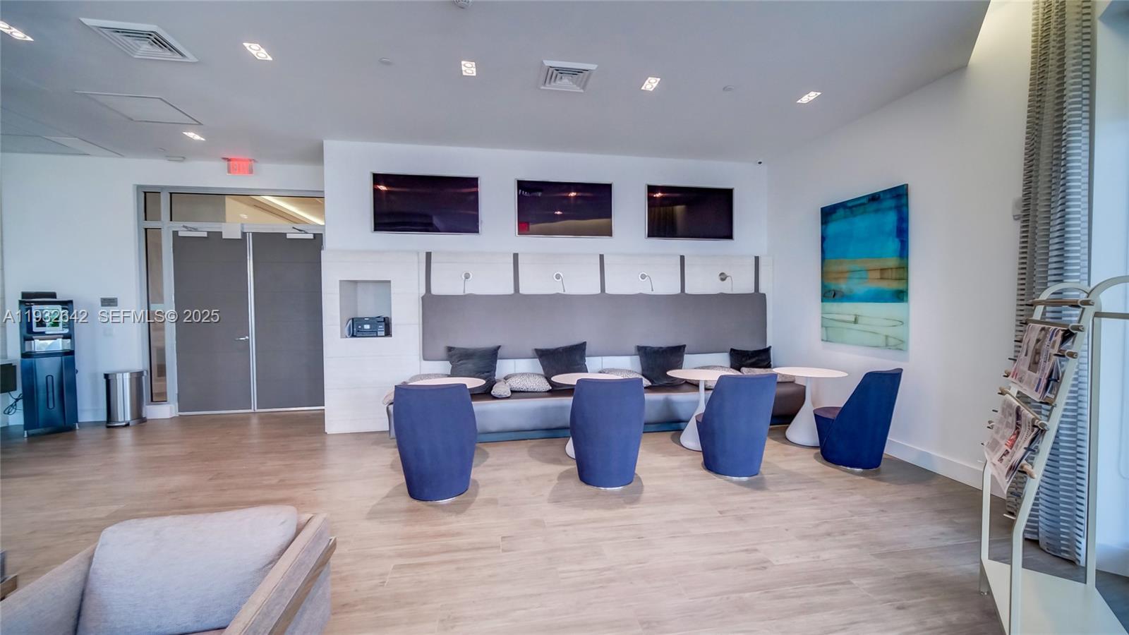 17111 Biscayne Boulevard, Unit 410 North Miami Beach, FL 33160 - Photo 30 of 37