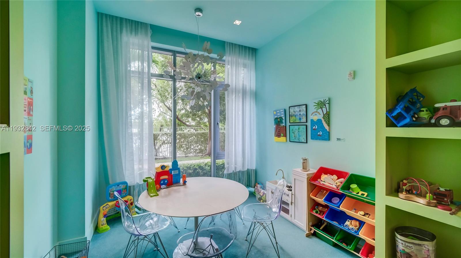 17111 Biscayne Boulevard, Unit 410 North Miami Beach, FL 33160 - Photo 32 of 37