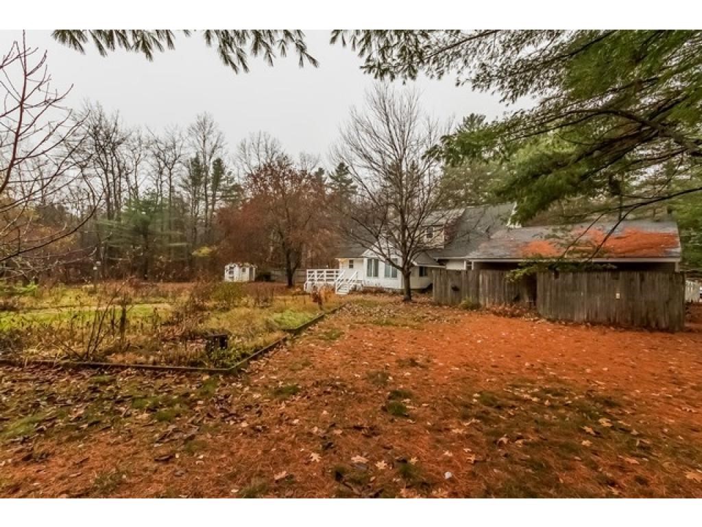 201 South Merrimack Road Hollis, NH 03049 - Photo 4 of 25