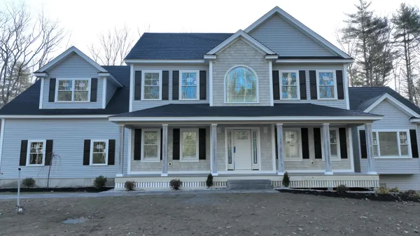 $1,460,000 | 13 Kimball Lane, Kennebunk, ME 04043