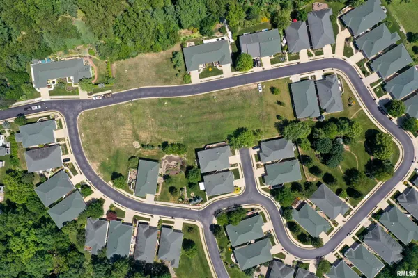 $474,800 | 5727 West Deer Park Drive, Peoria, IL 61615